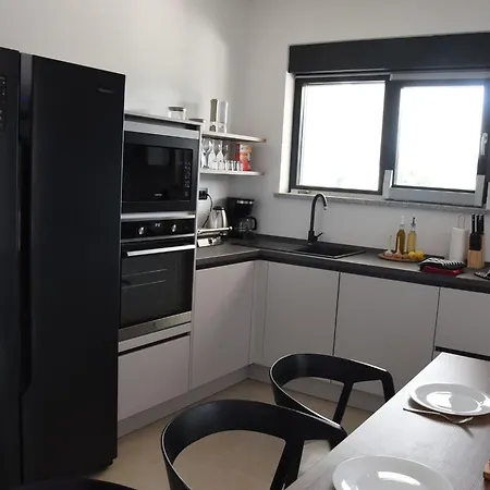 Ferienvilla Luxury Tara Mit Beheiztem Pool By Interhome *
