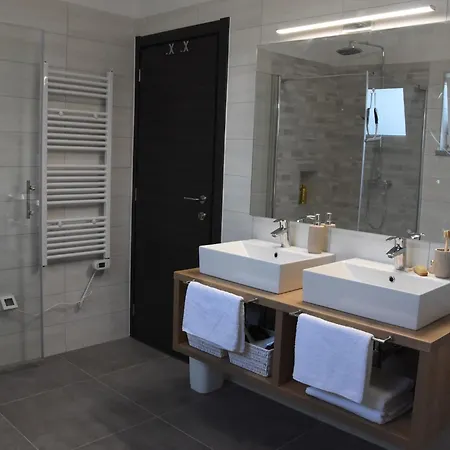 Ferienvilla Luxury Tara Mit Beheiztem Pool By Interhome بيت للعطل ميدولين